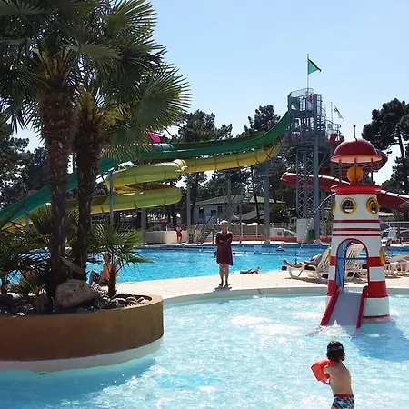 Camping La Palmyre 4 Etoiles Proche Plage