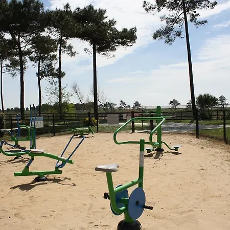Camping La Palmyre 4 Etoiles Proche Plage Κάμπινγκ Les Mathes