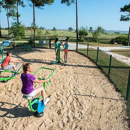 Camping La Palmyre 4 Etoiles Proche Plage 4* Les Mathes